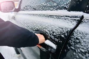 Read more about the article Car Locksmith: How To Unlock A Frozen Car