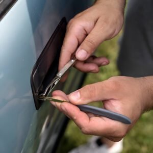 Read more about the article Unlocking Your Car Safely: Why You Should Hire a Professional Car Locksmith